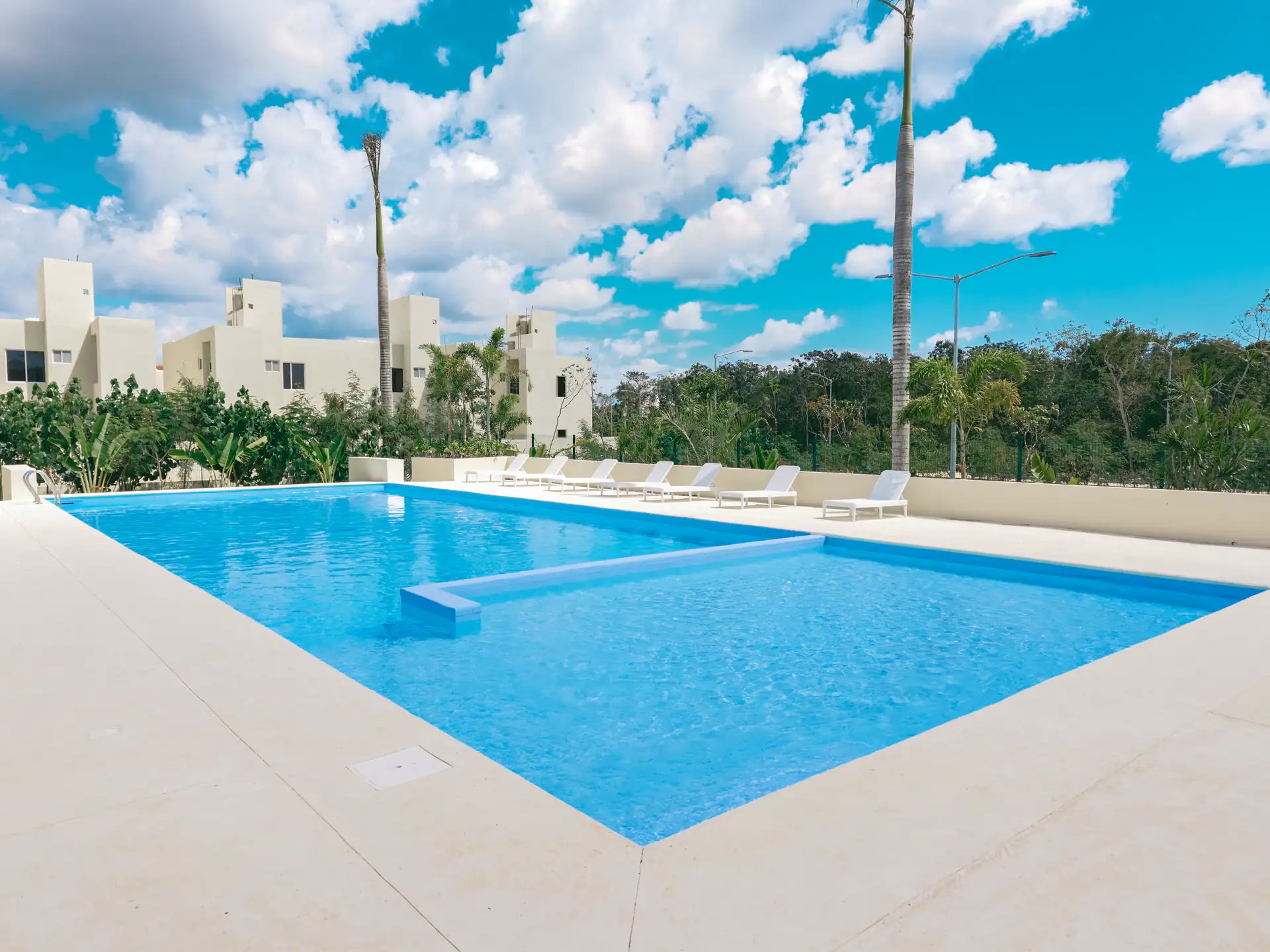 Amenidades y espacios verdes en Aldea Tulum